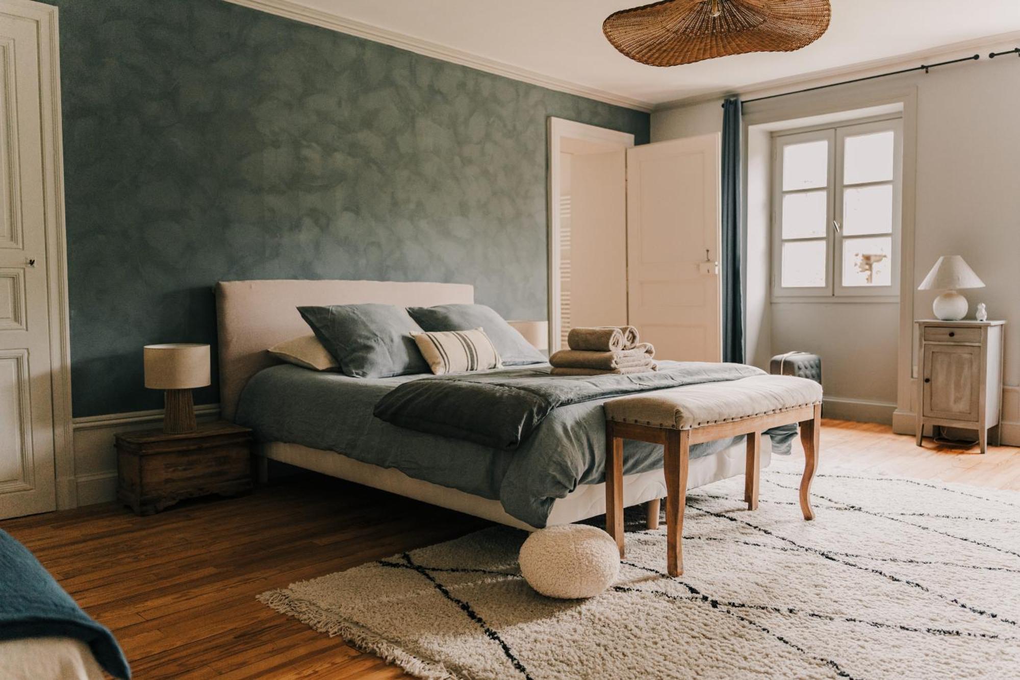 Maison D'Hotes Et Gite De Charme Avec Piscine, La Lhuiseraie Quarto foto